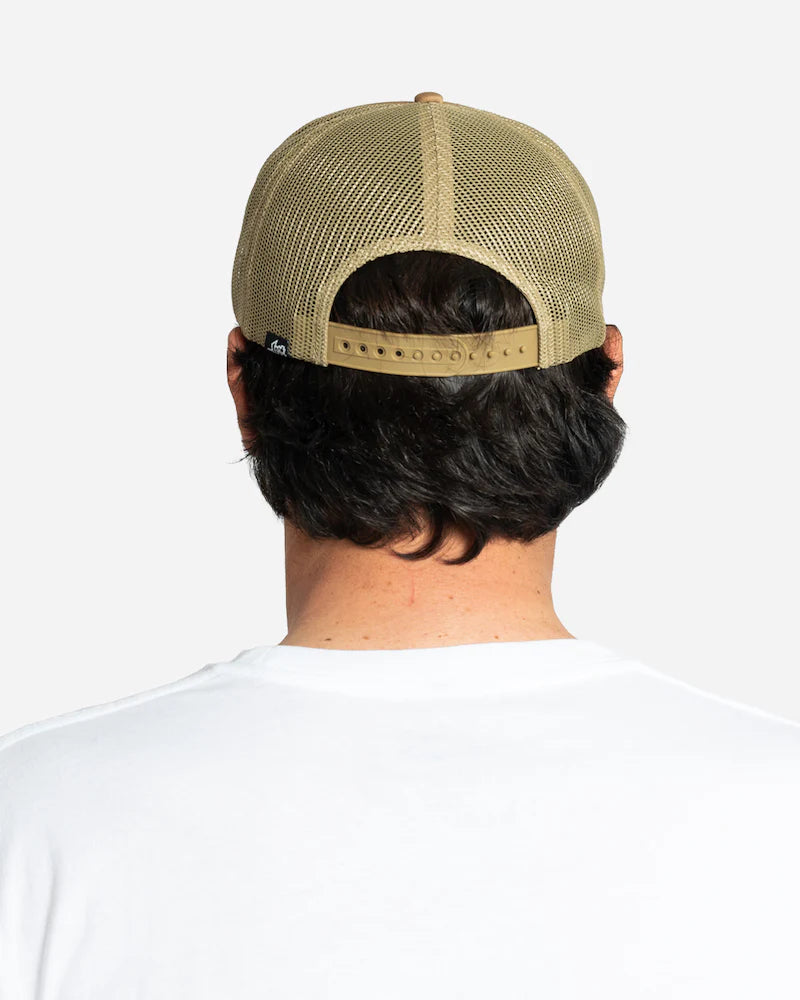 LOST WAVE FIGHTER TRUCKER HAT - MARSH GREEN