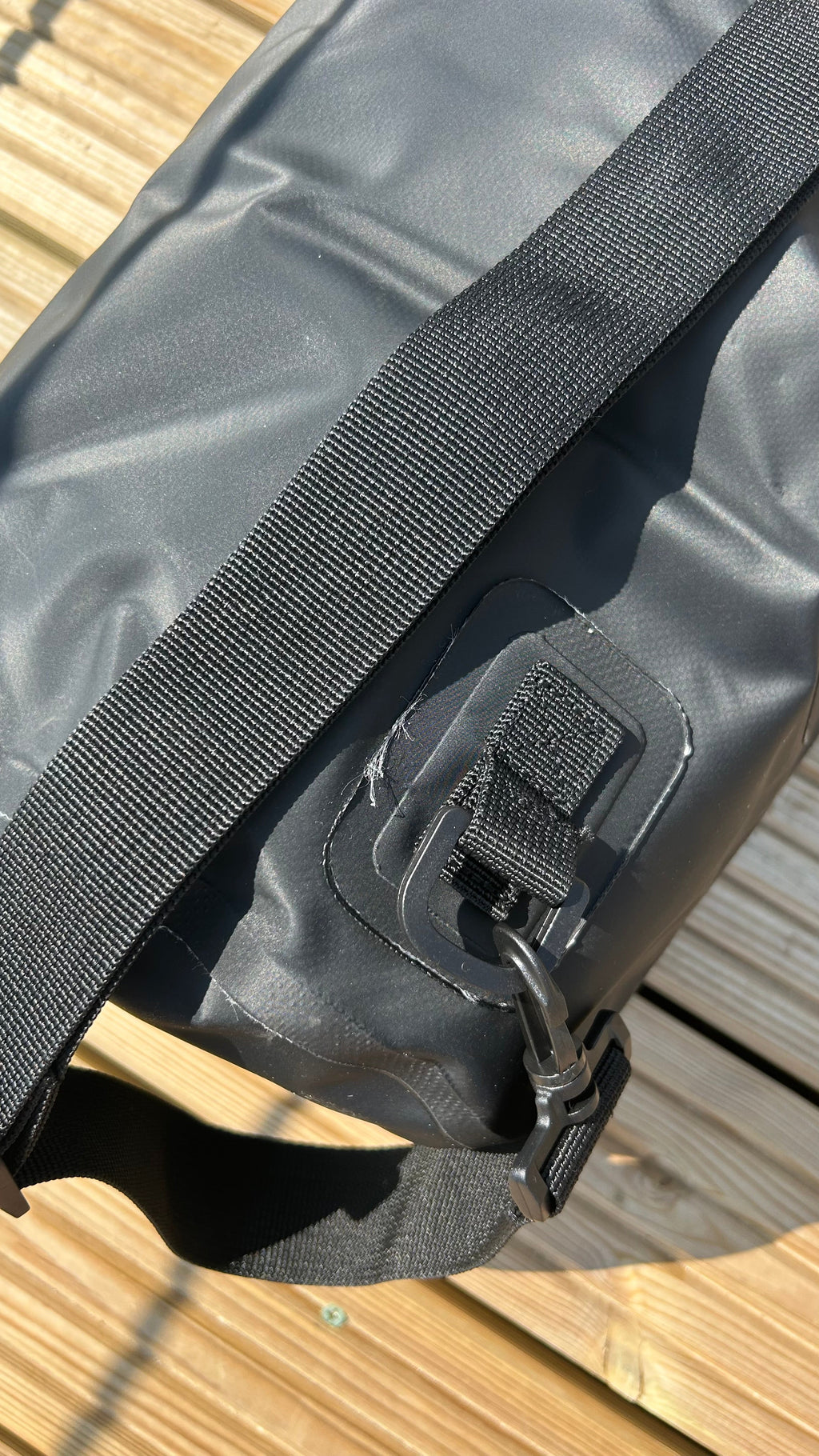 20ltr Global Dry Bag - Duffle Style with reinforced side handle. EX DISPLAY