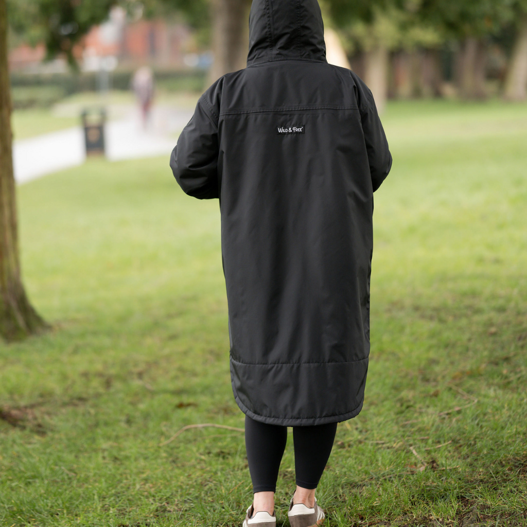 The Black Edition Cobe in Black