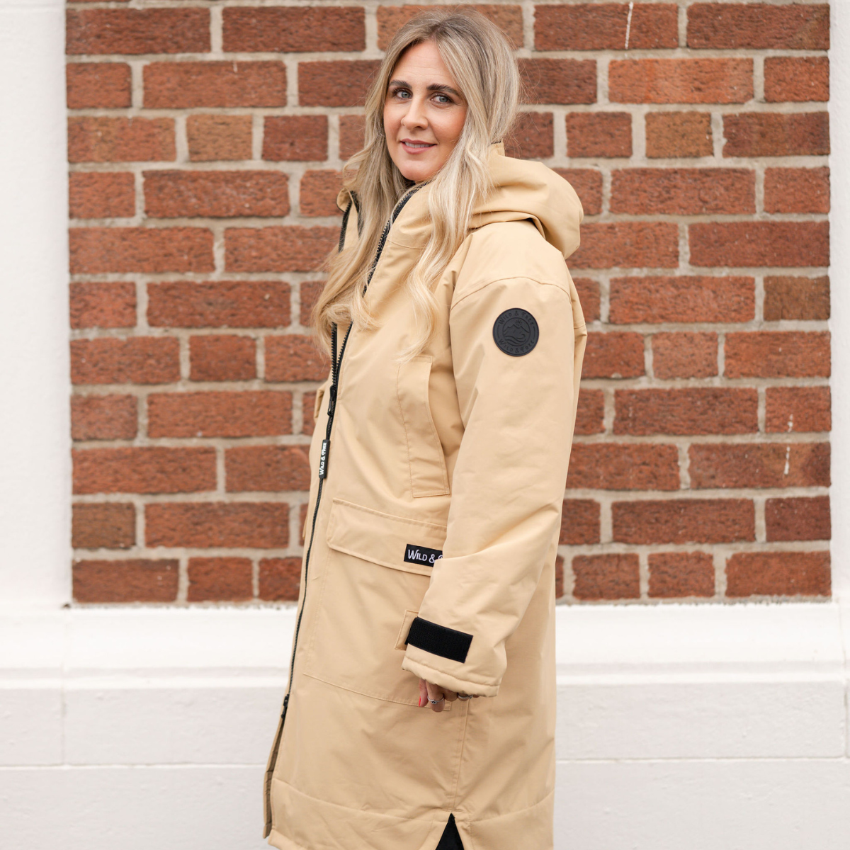 The Black Edition Cobe Camel