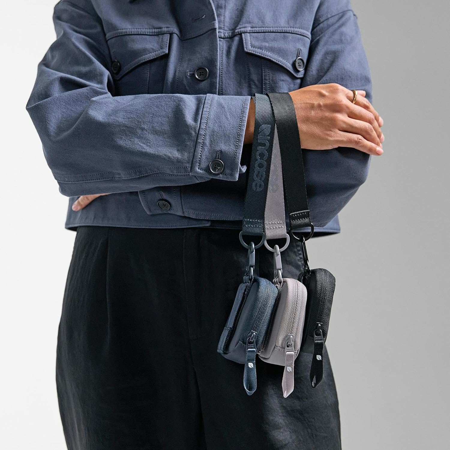 INCASE A.R.C. Compact Pouch with ReSpun 100% Recycled Polyester - Black