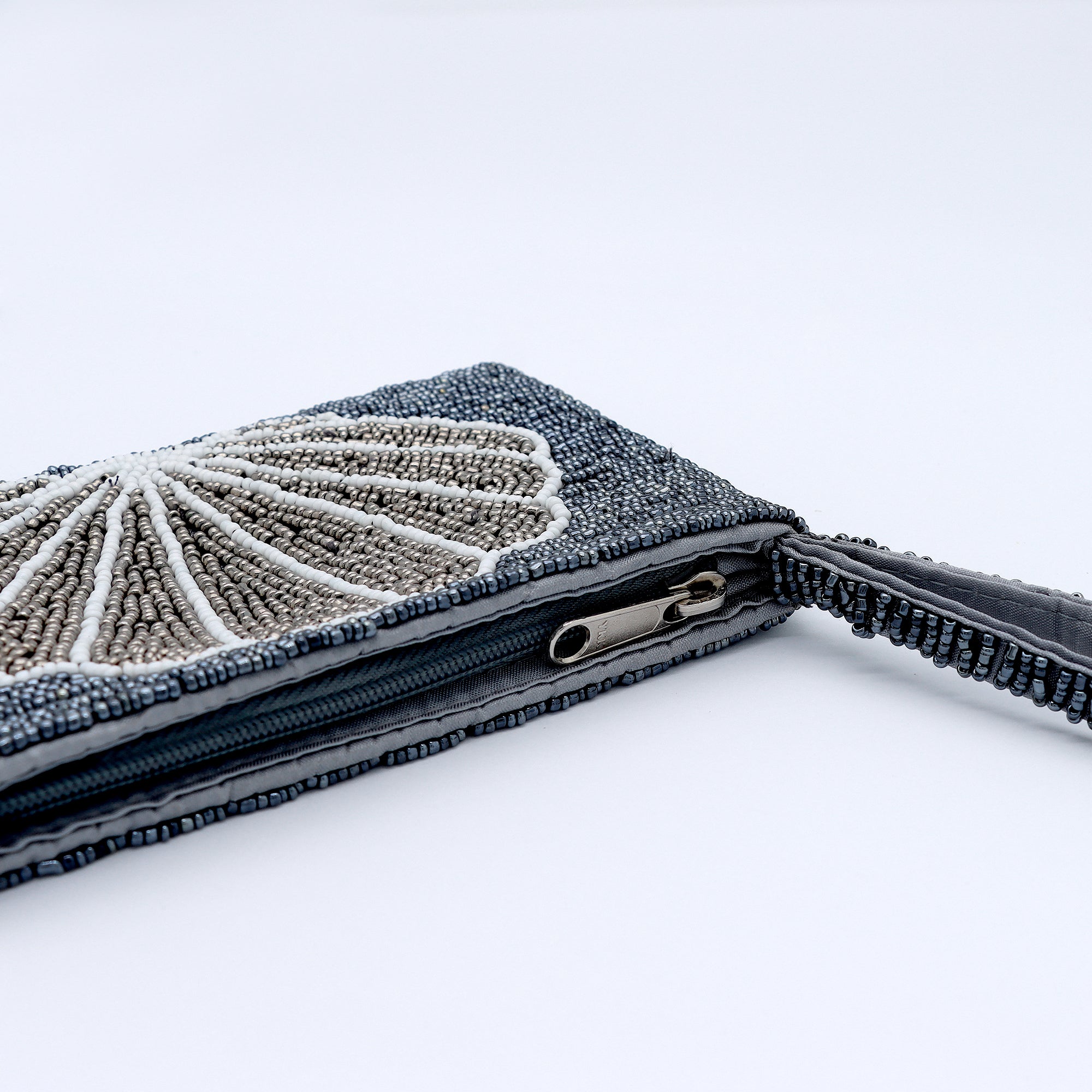 Small Shell Beaded Pouch