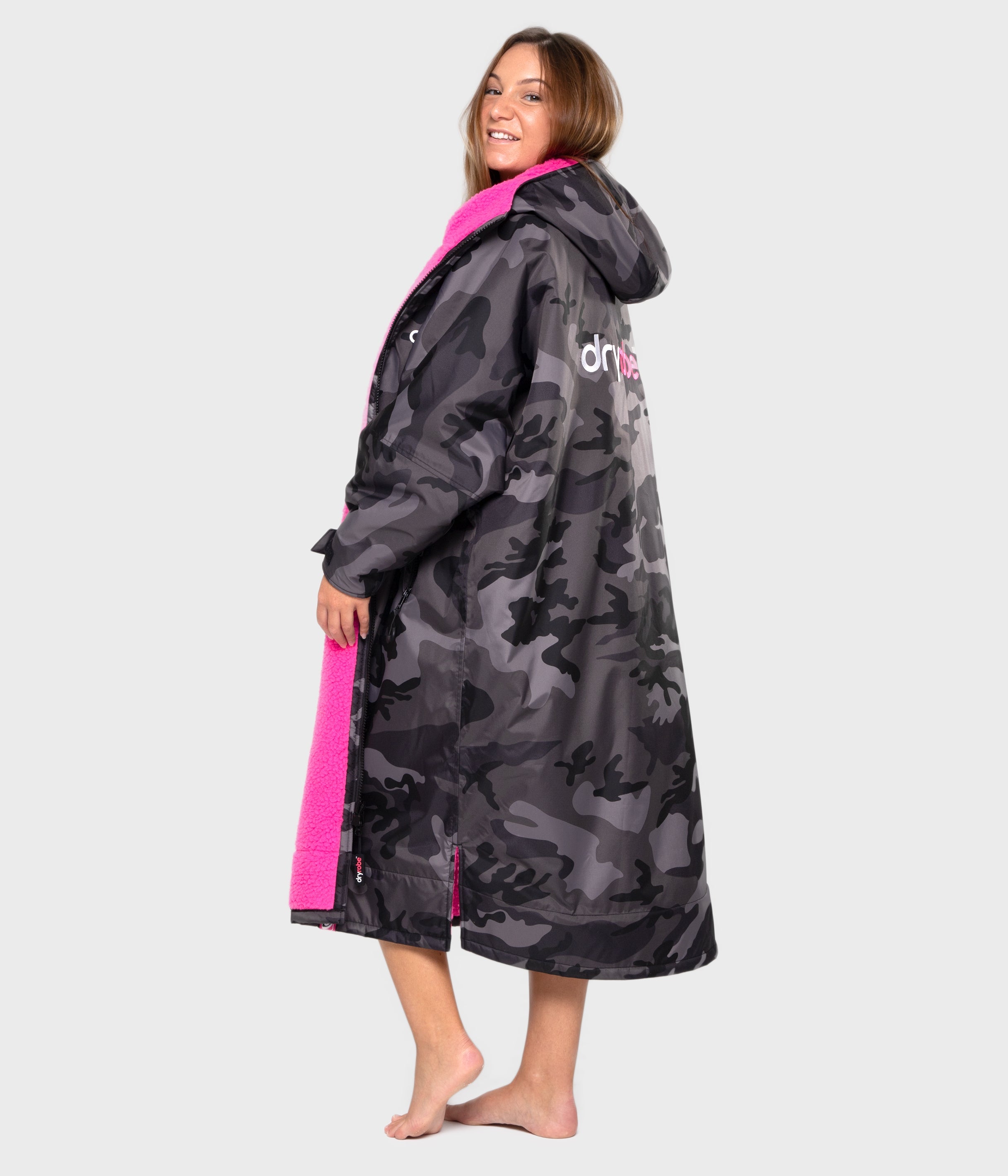 Dryrobe Advanced Long Sleeve - Black Camo Pink