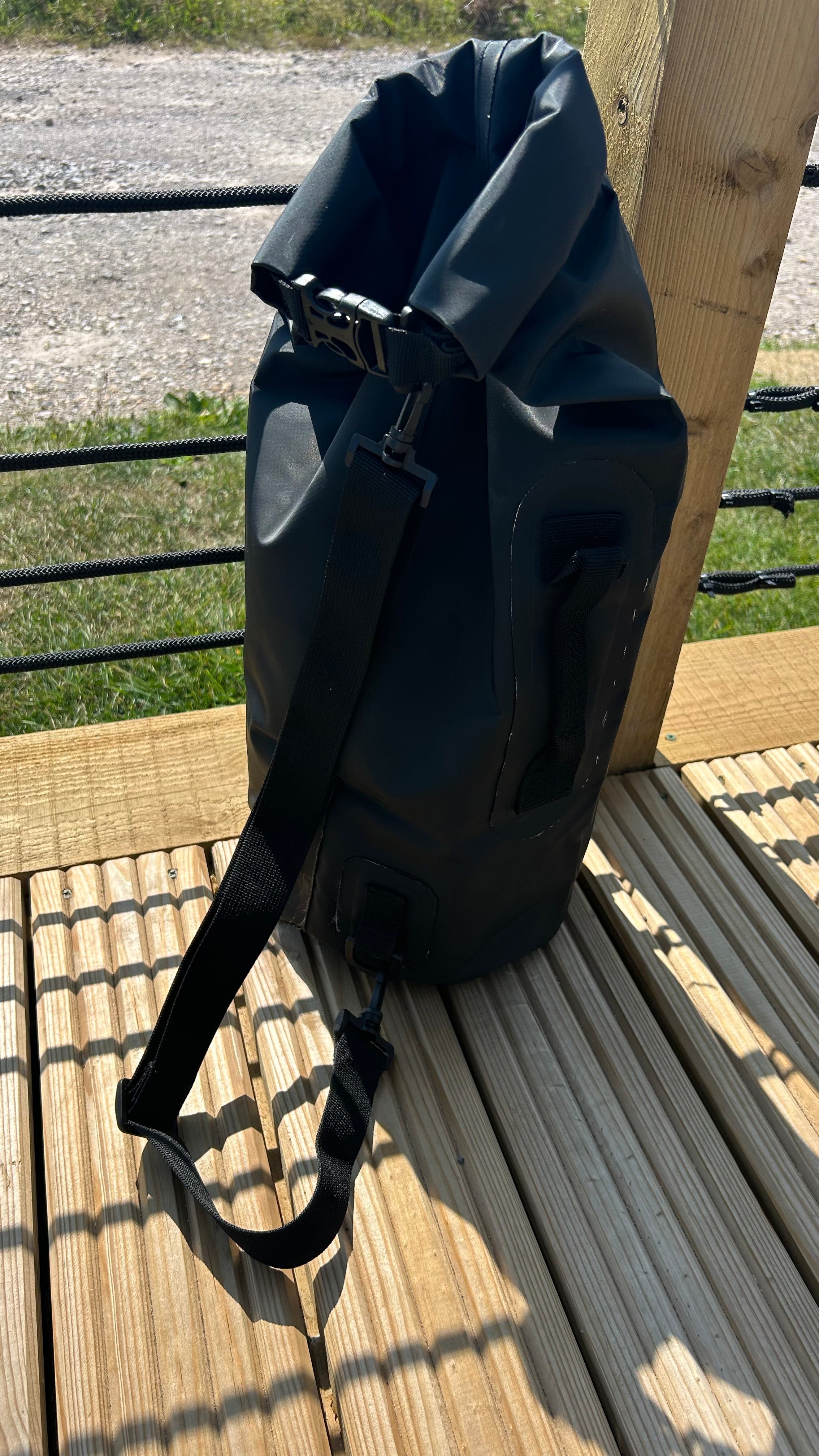 20ltr Global Dry Bag - Duffle Style with reinforced side handle. EX DISPLAY