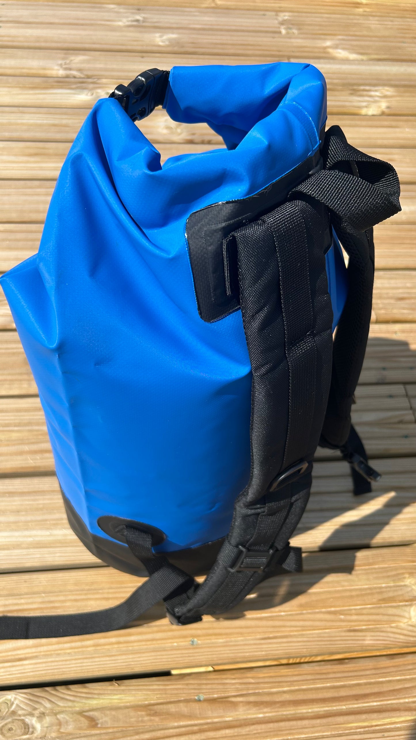 40ltr Global Dry Bag - Back Pack Style with reinforced adjustable straps.