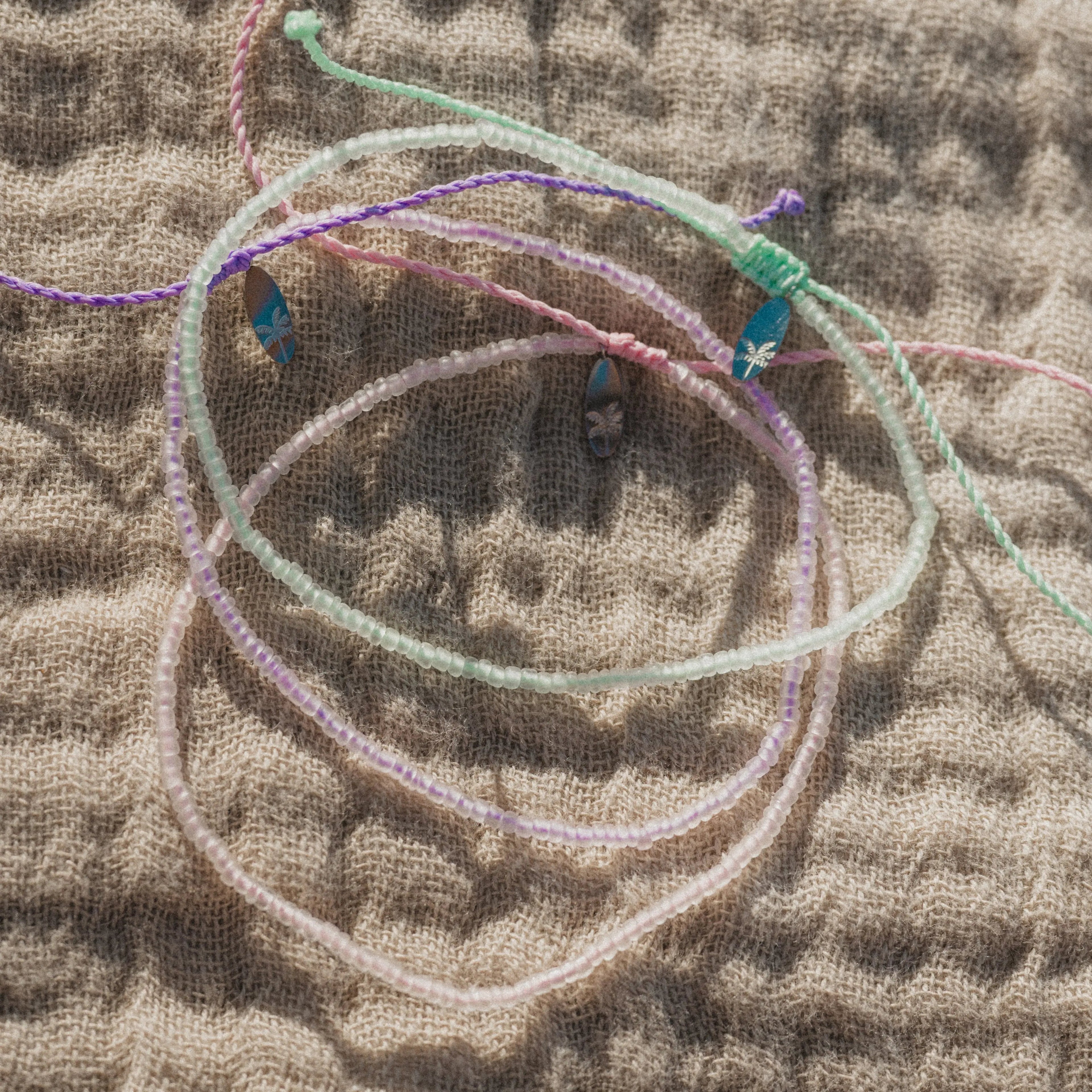 Ka'anapali Frosted Glass Beaded Anklet