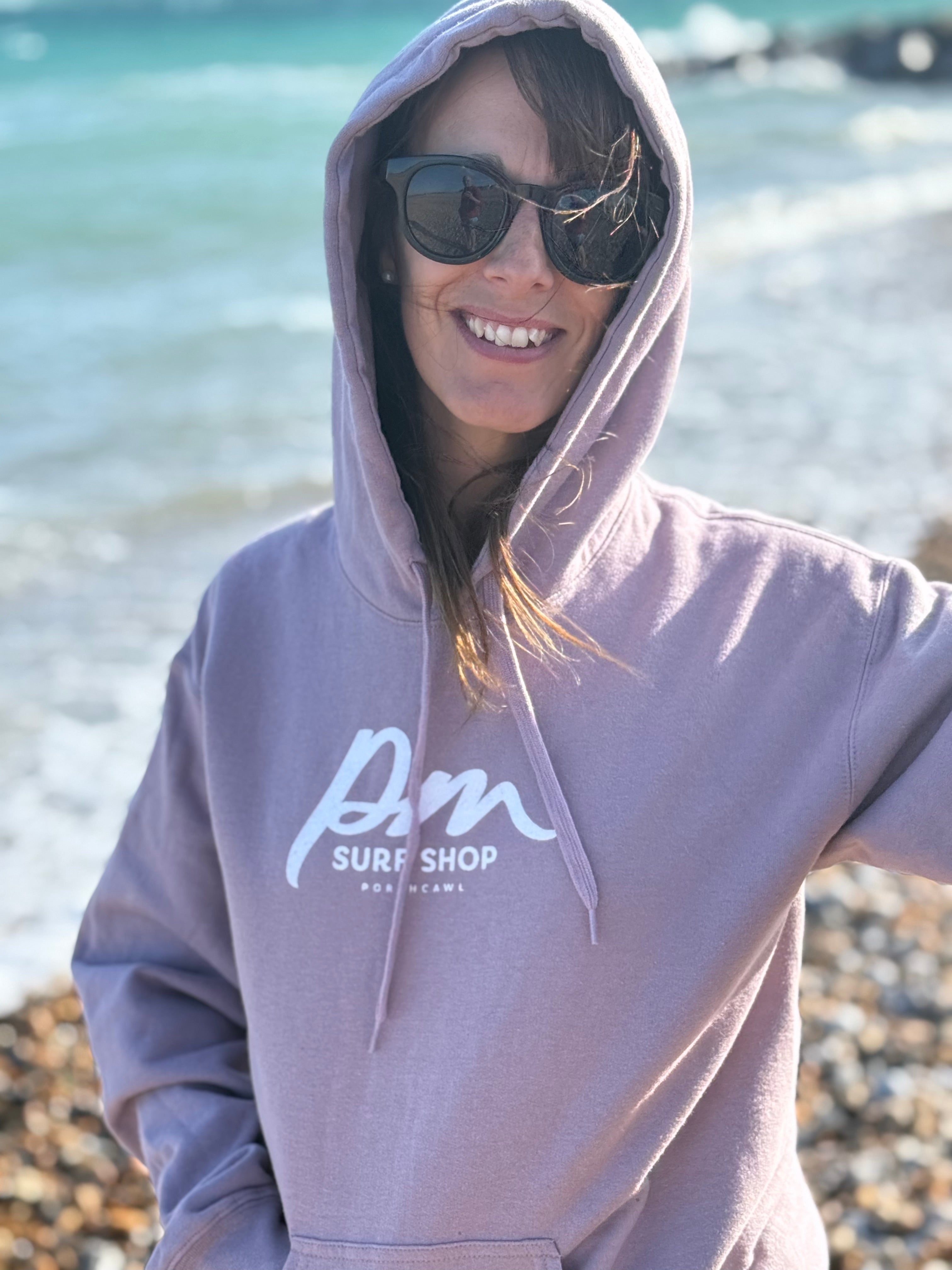 Ruth 5 foot 3 inchs - 8 stone - wearing Small