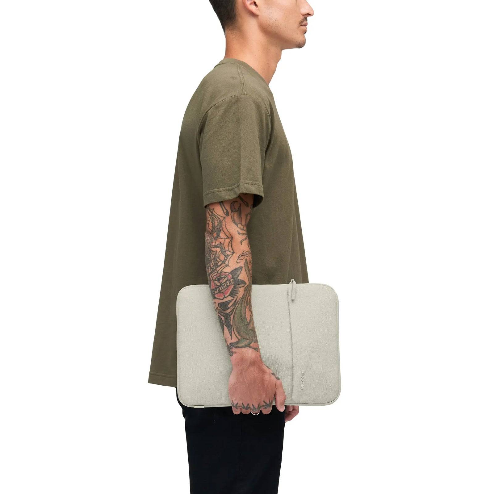 INCASE Crosstown Sleeve with Woolenex for 14-inch Laptop - Limestone