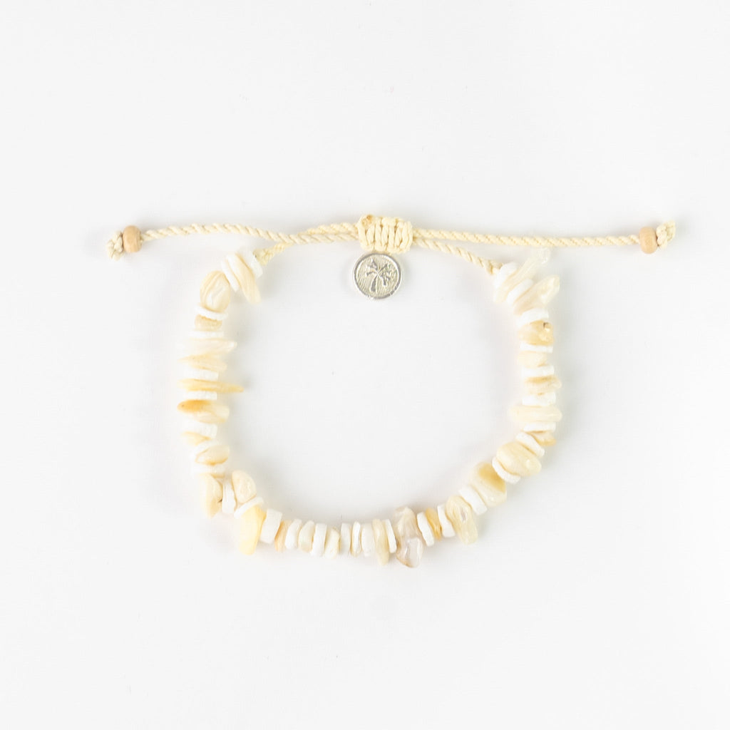 Alona Beach Shell Bracelet Set