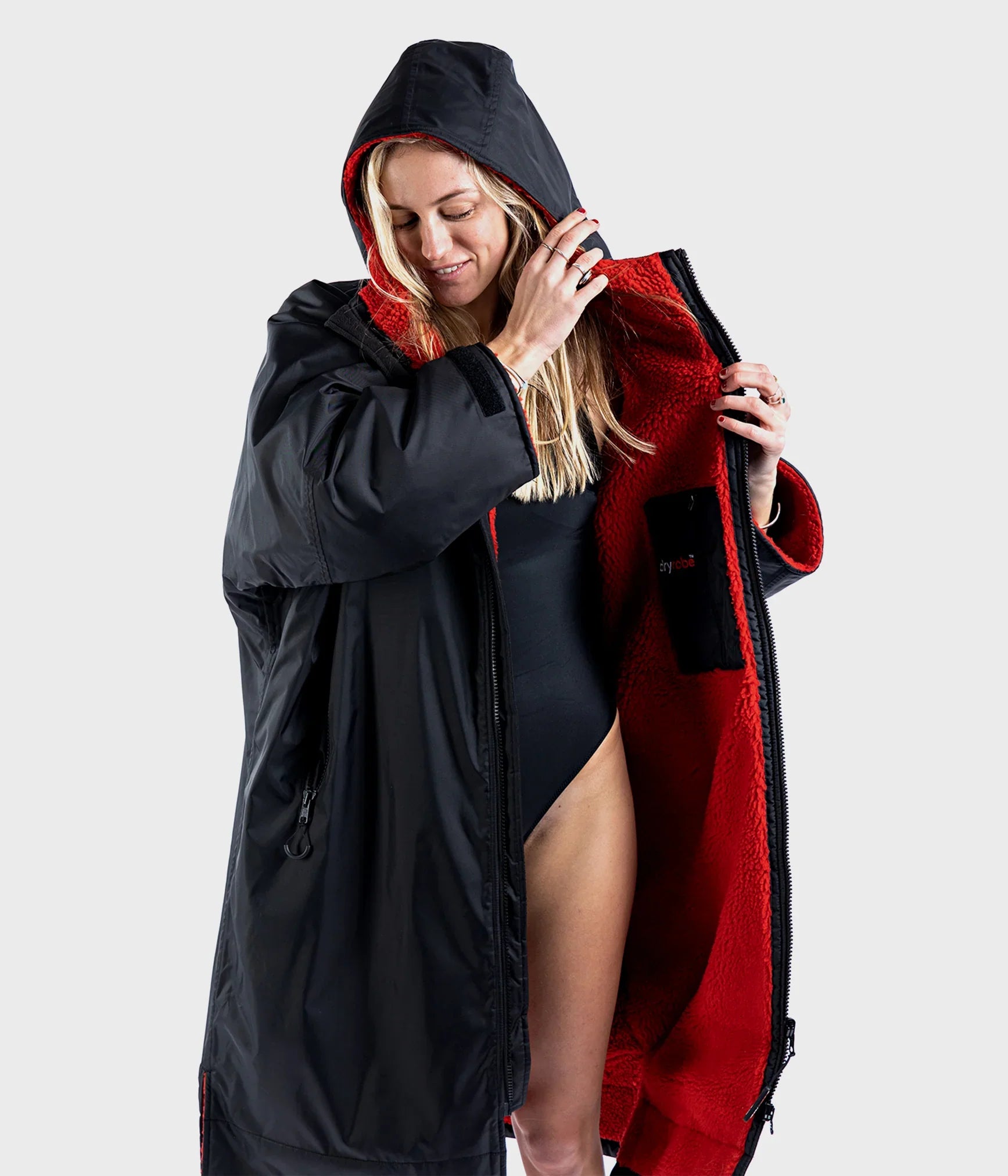 Dryrobe Advanced Long Sleeve Adults Black-Red