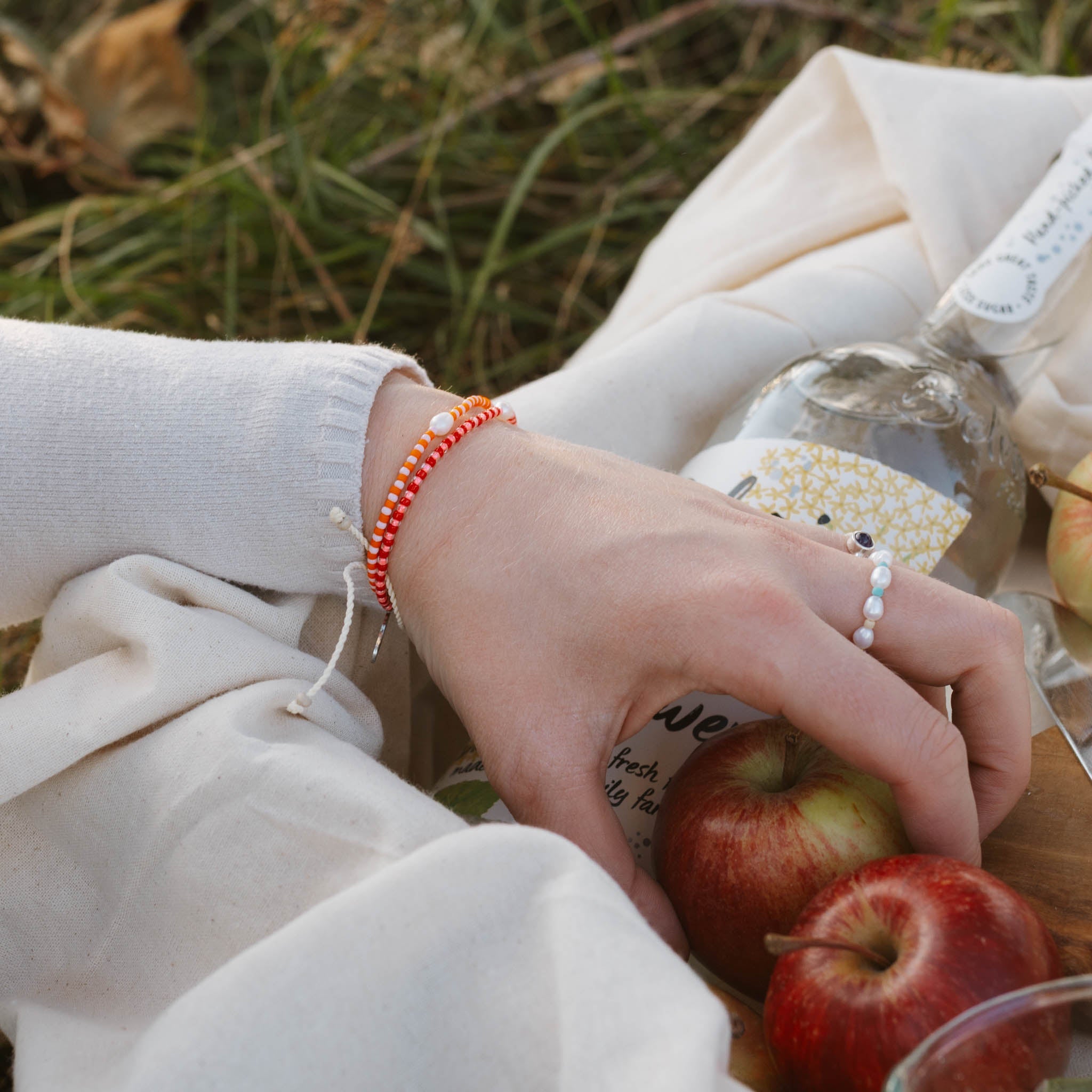 Mutiara Dainty Beaded Pearl Bracelet