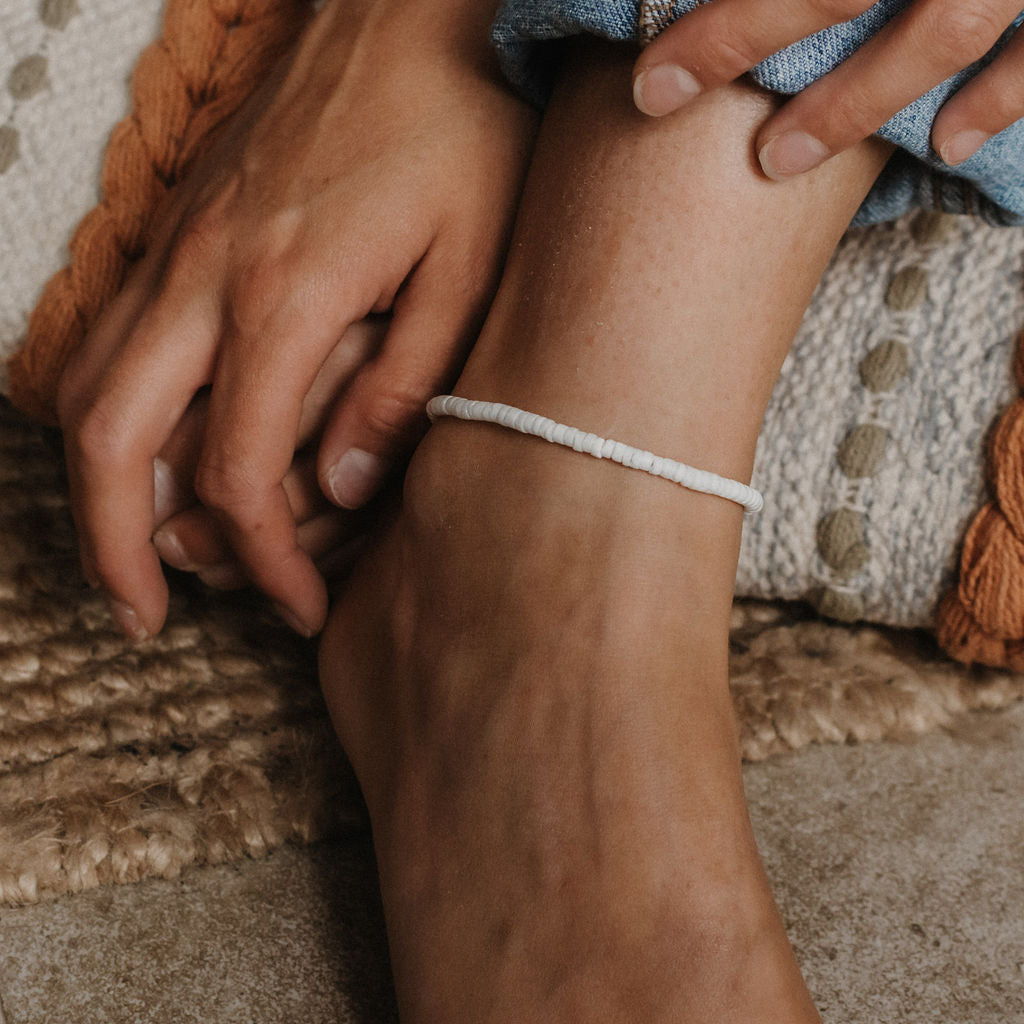 Padangbai Puka Shell Anklet