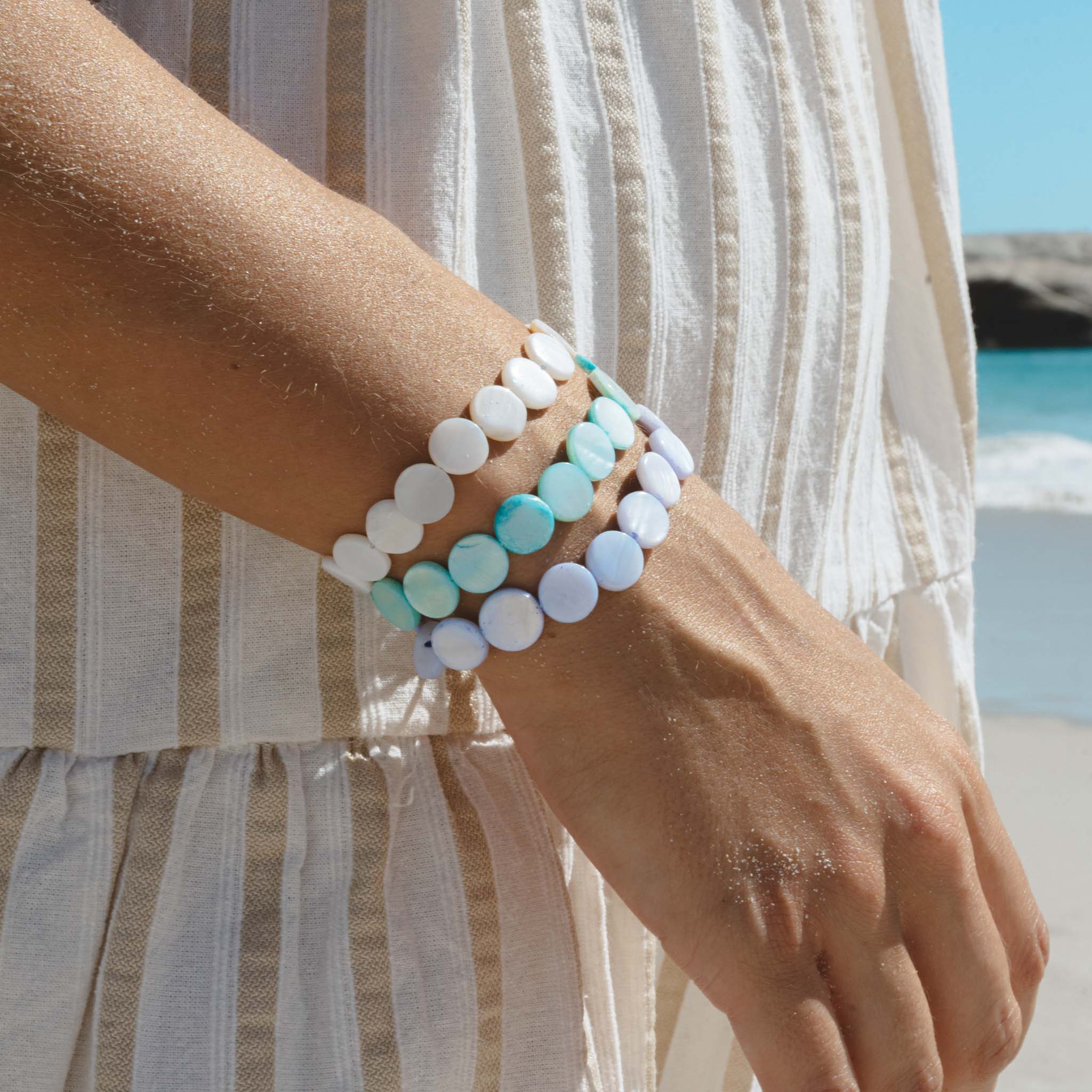 Mother of Pearl Disc Bracelet