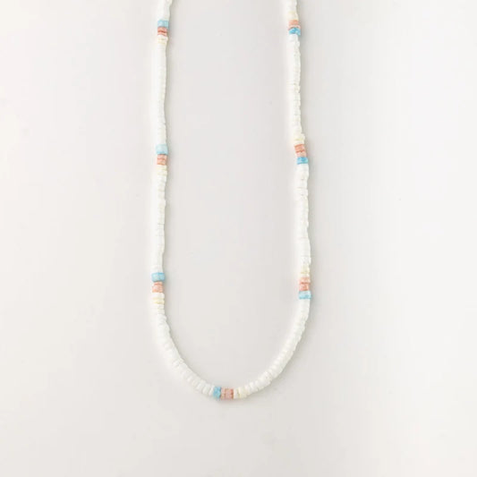 SHNP-116 WHITE PANTAI PUKA SHELL NECKLACE