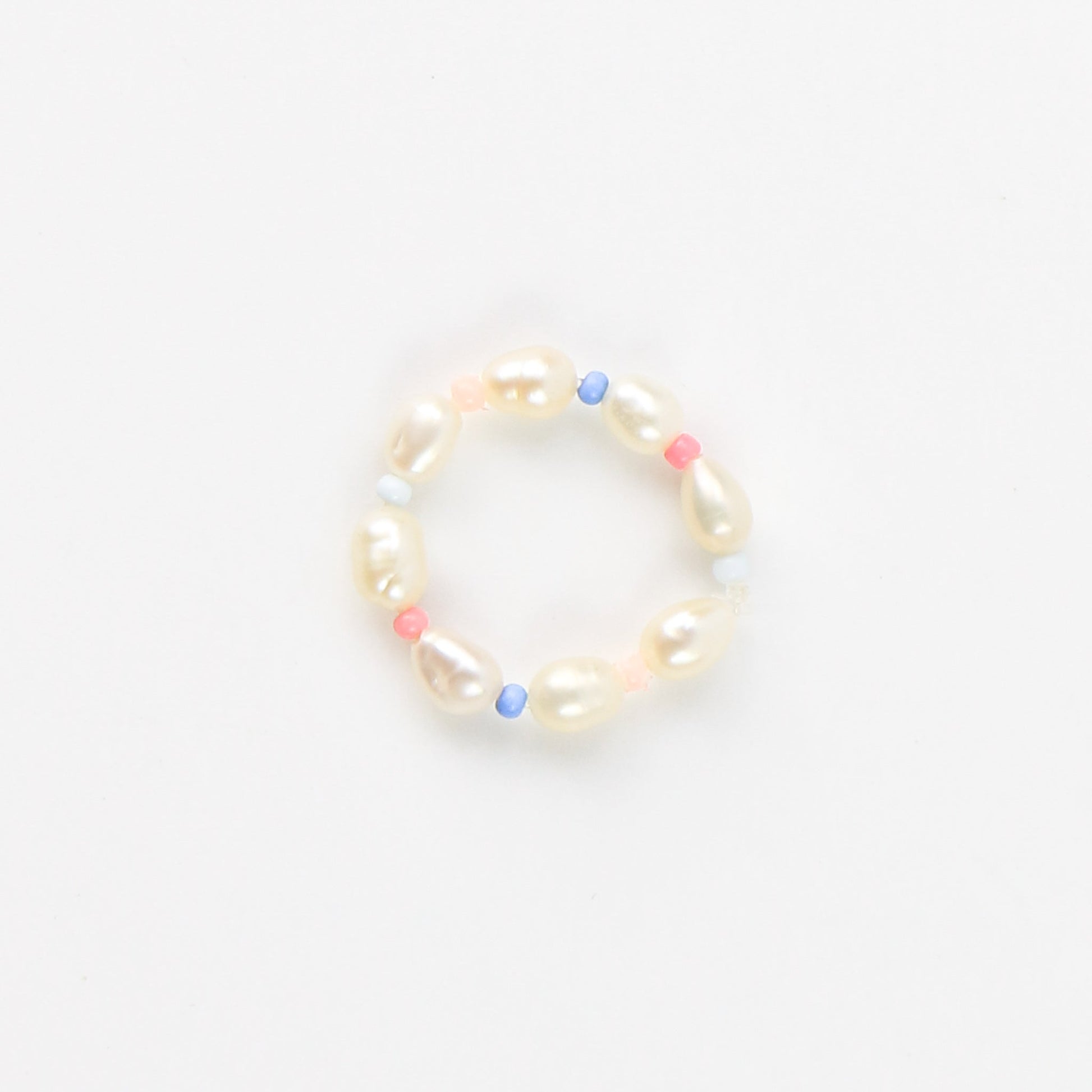 Cahaya Beaded Stretchy Pearl Ring