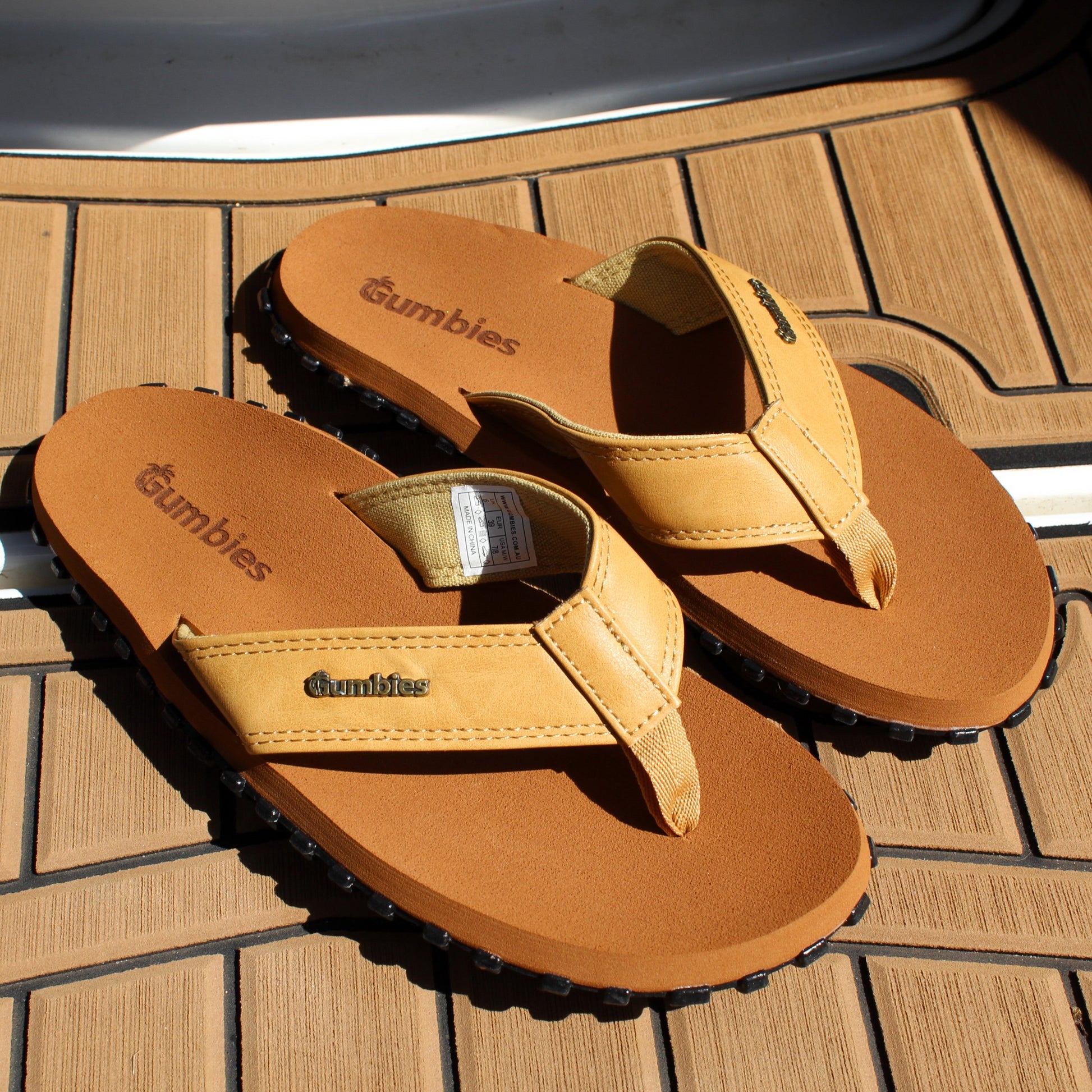 Vegovert Flip-Flops - Men's - Tan